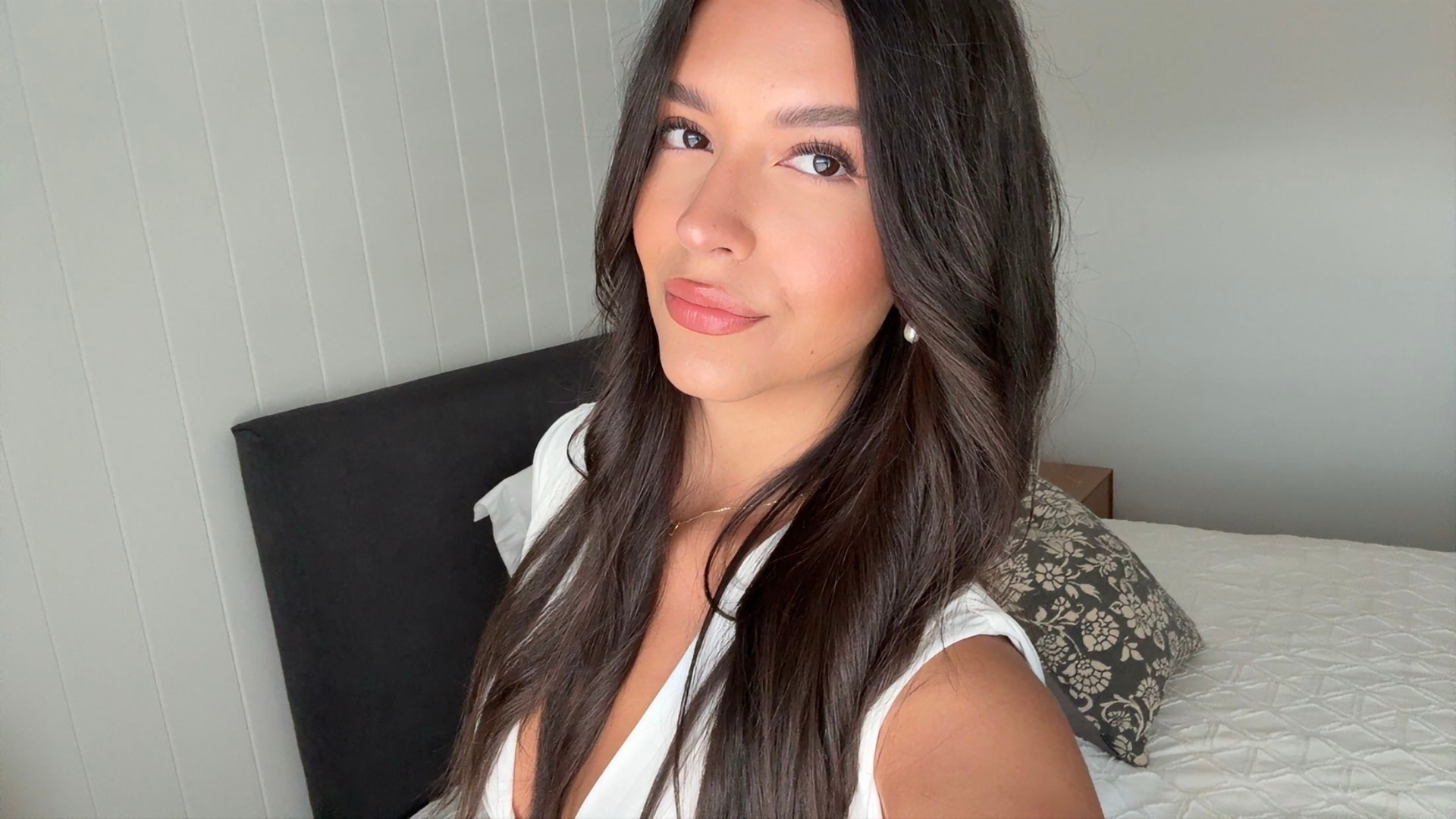 Portrait of Sophia Noncic, junior interior designer based in Newcastle NSW